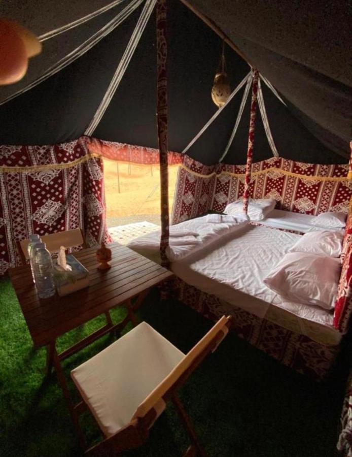 Crescent Desert Private Camp Shāhiq Exteriér fotografie